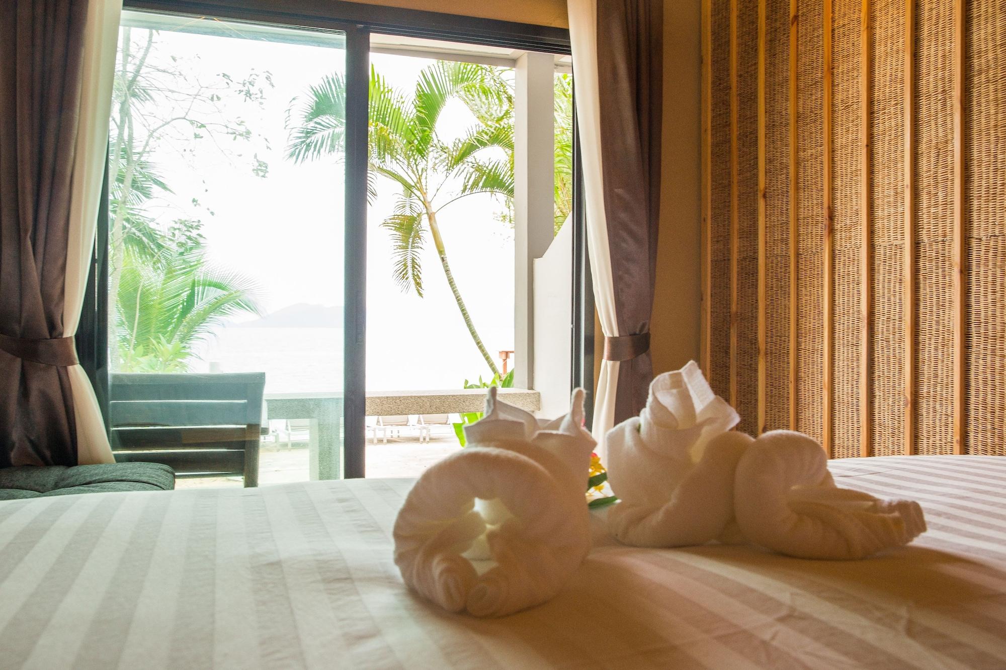 Adarin Beach Resort Мае-Нам Екстер'єр фото